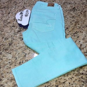 AEO Mid-Rise Jegging